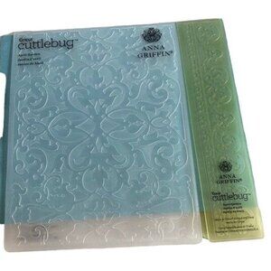 Anna Griffin April Garden Embossing Folder w/Border set